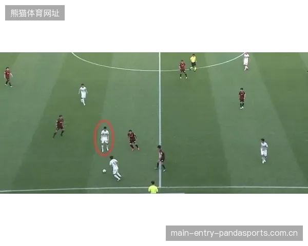 山东泰山前场压缩空间极佳，让对方难以周转